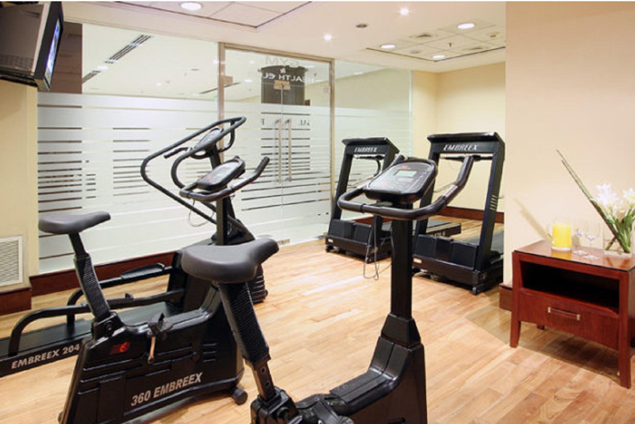 Regal Pacific Puerto Madero Hotel Buenos Aires Ngoại thất bức ảnh The gym at the hotel