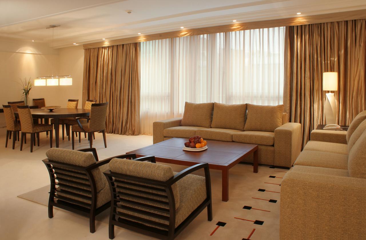 Regal Pacific Puerto Madero Hotel Buenos Aires Ngoại thất bức ảnh A living room